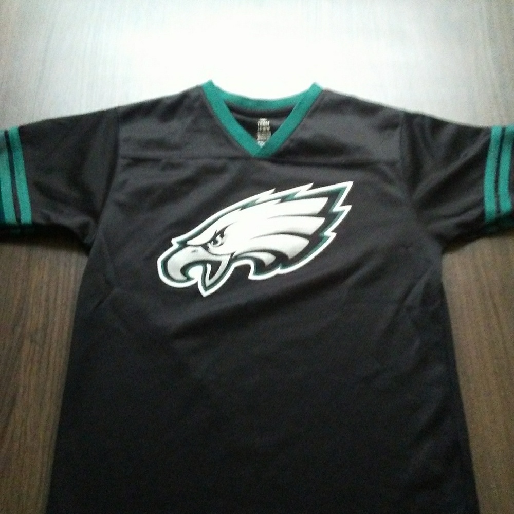 Kids Eagles football fan shirt